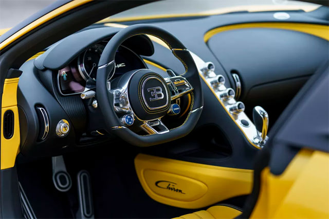 Bugatti Chiron Steering
