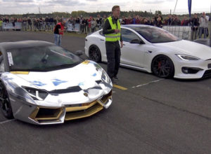 Lamborghini Aventador vs Prior Design Tesla Model S