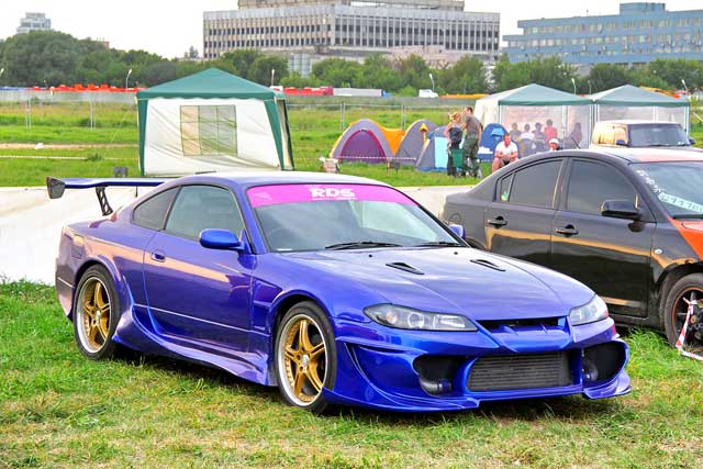 hans silvia s15