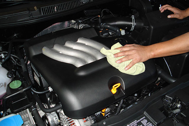 Clean Car Engine