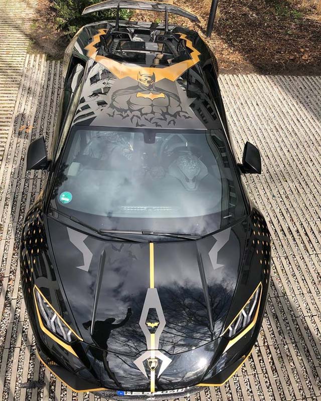 Batman's Lamborghini Huracan Performante