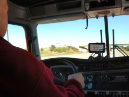 Importance of GPS Navigation for Commercial Truck Drivers