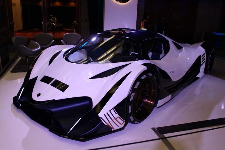 Devel Sixteen