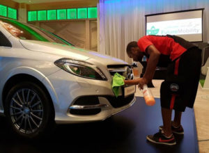 How to Wash Your Vehicle Without Water ( Waterless Car Wash )