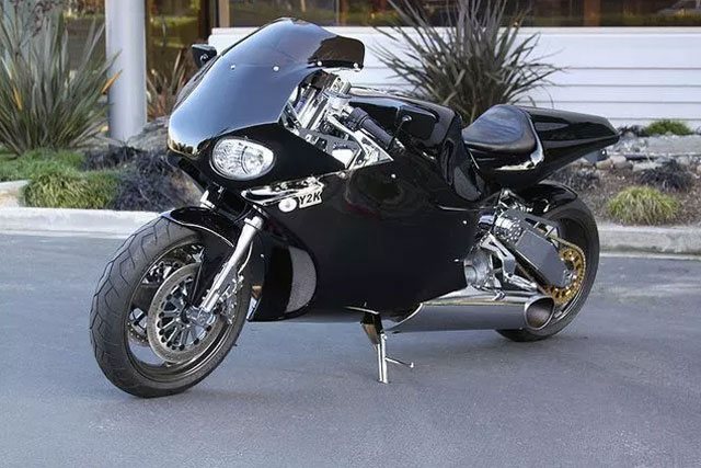 MTT Turbine Superbike Y2K