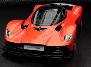 Aston Martin Valkyrie Packs 1,160 HP, Revs to 11,100 RPM