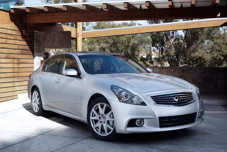 2010 Infiniti G37