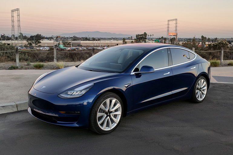 2018 Tesla Model 3 Long Range RWD