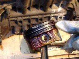 How to Know If Your Car Has Bad Piston Rings