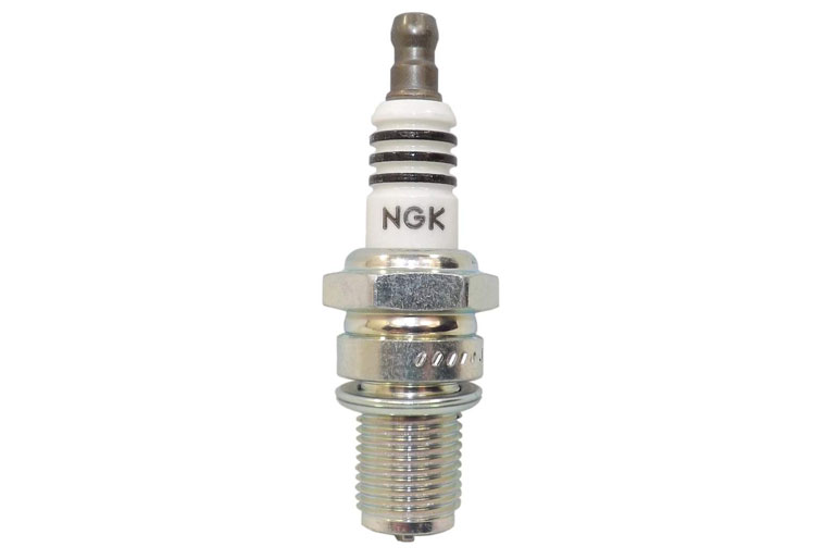 NGK 5464 BKR5EIX-11 Iridium IX Spark Plug