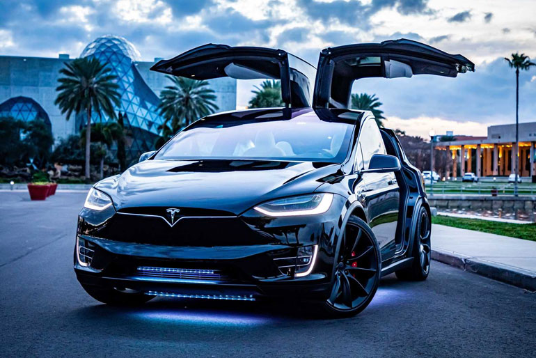 Tesla Model X Performance