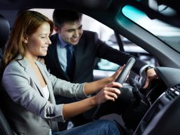 Find The Right Dealership Like Matthews Ford When Buying Cars