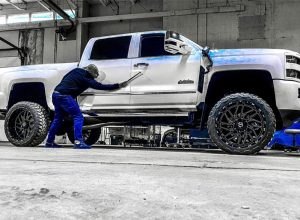 Choosing A Paintless Dent Repair Company For Your Luxury Car
