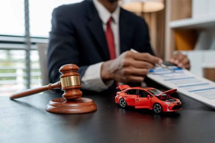 How a Car Accident Lawyer Proves Fault After a Serious Crash